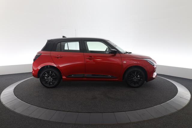 Suzuki SWIFT 1.2 Comfort Smart Hybrid | Blackline