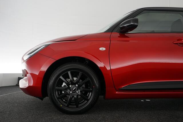 Suzuki SWIFT 1.2 Comfort Smart Hybrid | Blackline