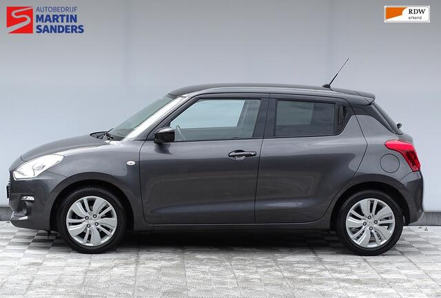 Suzuki SWIFT 1.2 select apple carplay. Two Tone