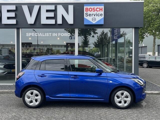 Suzuki SWIFT 1.2 Select Smart Hybrid | Adapt. Cruise | Camera | Stoelverwarming | 16'' | Dodehoek | Carplay/Android Auto | Smart Entry |