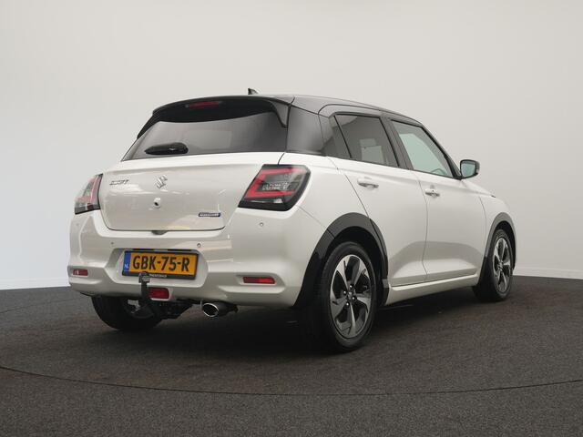 Suzuki SWIFT 1.2 Style Smart Hybrid - RIJKLAARPRIJS - 1e Eigenaar - Automaat - Achteruitrijcamera - Trekhaak - 100% dealeronderhouden