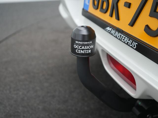 Suzuki SWIFT 1.2 Style Smart Hybrid - RIJKLAARPRIJS - 1e Eigenaar - Automaat - Achteruitrijcamera - Trekhaak - 100% dealeronderhouden