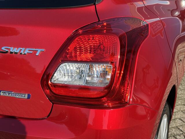 Suzuki SWIFT 1.2 Select Smart Hybrid * Achteruitrijcamera * Stoelverwarming *