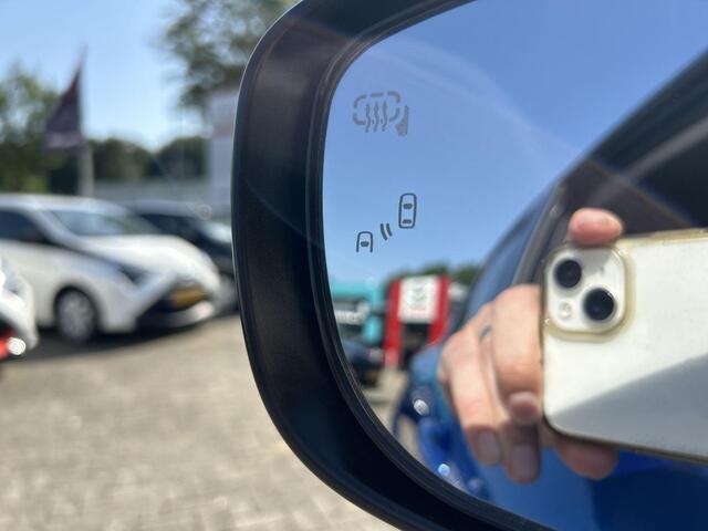Suzuki SWIFT 1.2 Style Smart Hybrid RIJKLAAR | Navigatie | Camera | Navigatie | Dubbele uitlaat | Cruise Control Adaptief