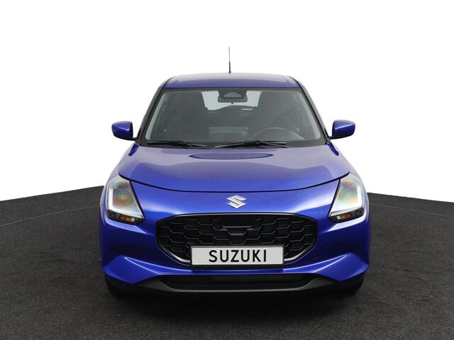 Suzuki SWIFT 1.2 Comfort Smart Hybrid | Super aanbieding! | ¤2.500,- korting! | Nieuwe Auto | Navigatie | Keyless Entry | Adaptieve Cruise control | Achteruitrijcamera | Parkeersensoren Achter |