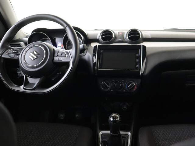 Suzuki SWIFT 1.2 Select Smart Hybrid | Dealer onderhouden | Dodehoek detectie | Stoelverwarming | Pakeersensoren achter | Achteruitrijcamera | Cruise Control Adaptive | Navigatie | Apple CarPlay/Android Auto |