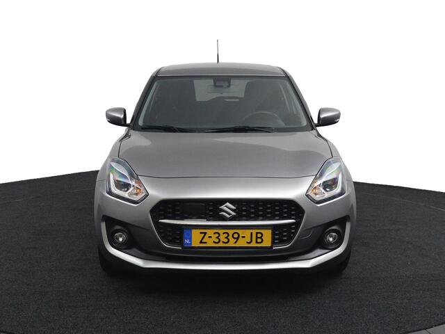Suzuki SWIFT 1.2 Style Smart Hybrid | Trekhaak | Keyless Entry | Stoelverwarming | Navigatie | Climate Control |