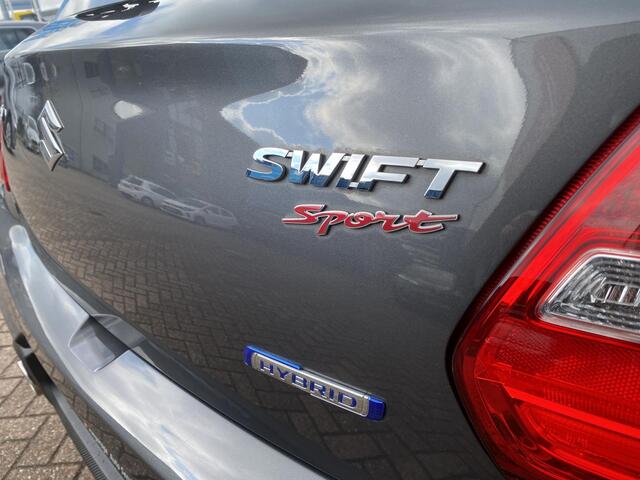 Suzuki SWIFT 1.4 Sport Smart Hybrid luxe uitvoering in nieuwstaat!