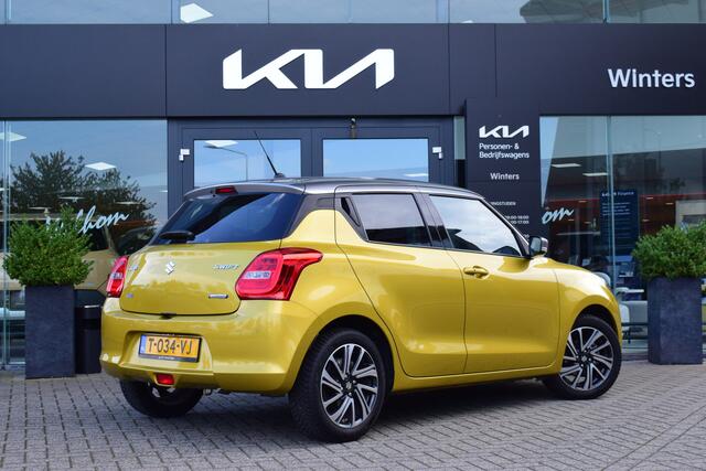 Suzuki SWIFT 1.2 Style Smart Hybrid Automaat | Stoelverwarming | Navigatie | Cruise & Climate Control | Dodehoekassistentie |
