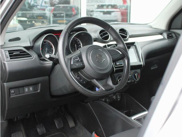 Suzuki SWIFT 1.2 Select Smart Hybrid Carplay/Android Auto, Achteruitrijcamera, Navigatie, Airco