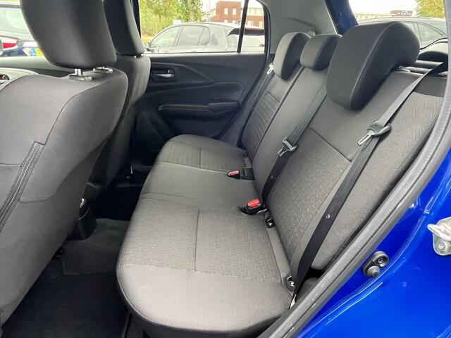 Suzuki SWIFT 1.2 Smart Hybrid Style CVT Automaat | In meerdere kleuren leverbaar | €2.200,- voordeel | Adapt. Cruise | Camera | Stoelverwarming | 16'' | Dodehoek | Carplay/Android Auto | Smart Entry |