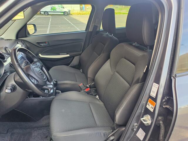 Suzuki SWIFT 1.2 Select Smart Hybrid uit 2021 Rijklaar + 12 maanden Bovag-garantie Henk Jongen Auto's in Helmond, al 50 jaar service zoals 't hoort!