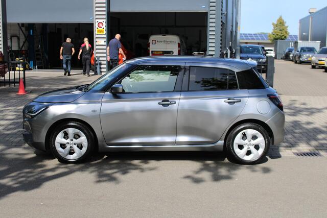 Suzuki SWIFT 1.2 Style Smart Hybrid