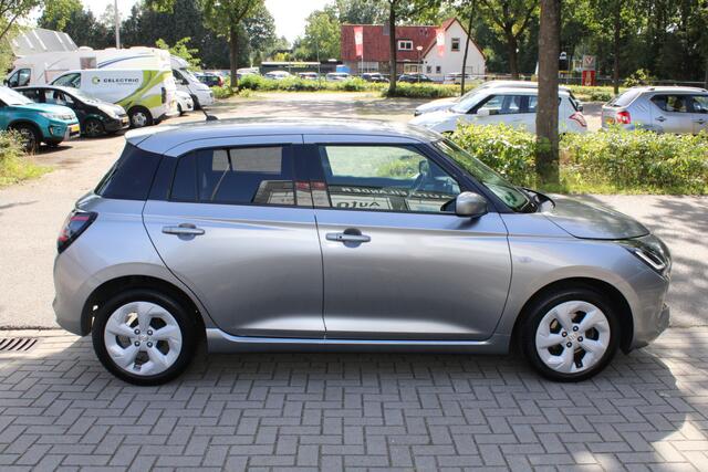 Suzuki SWIFT 1.2 Style Smart Hybrid