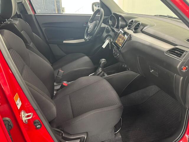 Suzuki SWIFT 1.2 Select Smart Hybrid Automaat Airco / Camera / PDC /