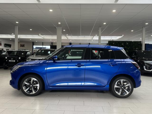 Suzuki SWIFT 1.2 Style Smart Hybrid [ ALL SEASON I CARPLAY I CLIMA I ADAPTIEVE CRUISE ]