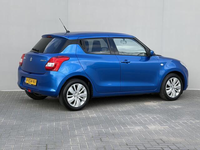 Suzuki SWIFT 1.2 Select / Stoelverwarming / Airco / Achteruitrijcamera / Navigatie