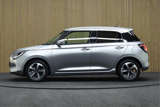 Suzuki SWIFT 1.2 Style Smart Hybrid | € 5.800,- Demo voordeel! | Adaptive-cruise | Apple Carplay & Android Auto | Parkeerhulp | Navigatie | Camera | Clima | Keyless | Stoelverwarming | Dodehoekdetectie