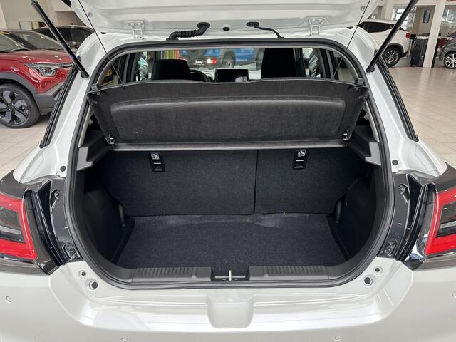Suzuki SWIFT 1.2 Select Hybrid [ CAMERA | APPLE CARPLAY / ANDROID AUTO | STOELVERWARMING ]