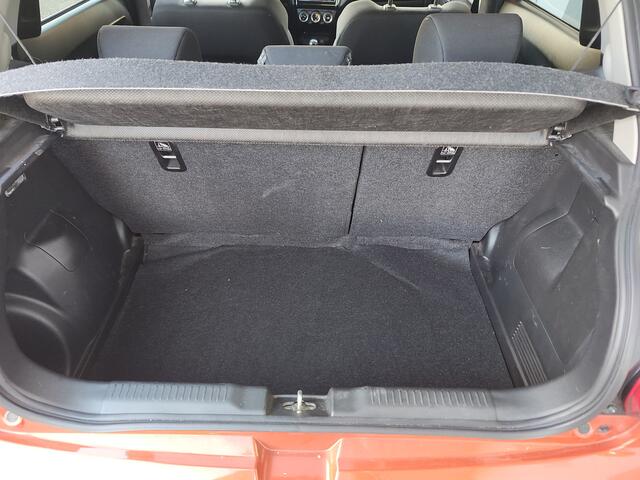 Suzuki SWIFT 1.2 STYLE SMART HYBRID Clima | Keyless | Adaptive Cruise | Dodehoeksensoren
