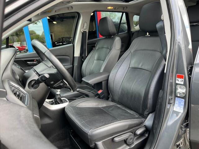 Suzuki SX4 S-CROSS 1.4 Boosterjet Navi Carplay Camera Leer Airco(ECC)