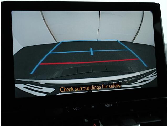Suzuki Swace 1.8 Hybrid Style | Climate Control | Cruise Control adaptive | Parkeersenosoern V+A | Camera | Apple car play, Android auto | DAB | Navigatie | Suzuki safety system |