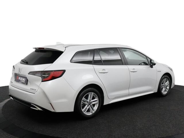 Suzuki Swace 1.8 Hybrid Style Facelift | Nieuwste Model | PDC Rondom | Navigatie | Stuur en Stoelverwarming | Dodehoek Detectie | Draadloos Telefoonlader |
