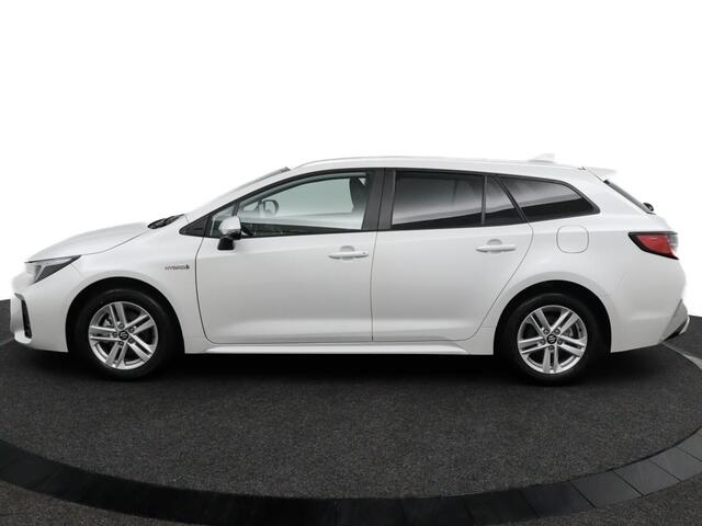 Suzuki Swace 1.8 Hybrid Style Facelift | Nieuwste Model | PDC Rondom | Navigatie | Stuur en Stoelverwarming | Dodehoek Detectie | Draadloos Telefoonlader |