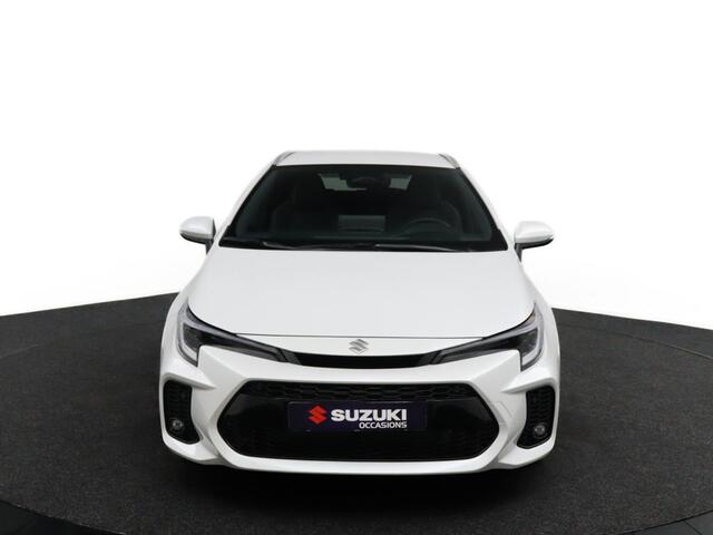 Suzuki Swace 1.8 Hybrid Style Facelift | Nieuwste Model | PDC Rondom | Navigatie | Stuur en Stoelverwarming | Dodehoek Detectie | Draadloos Telefoonlader |