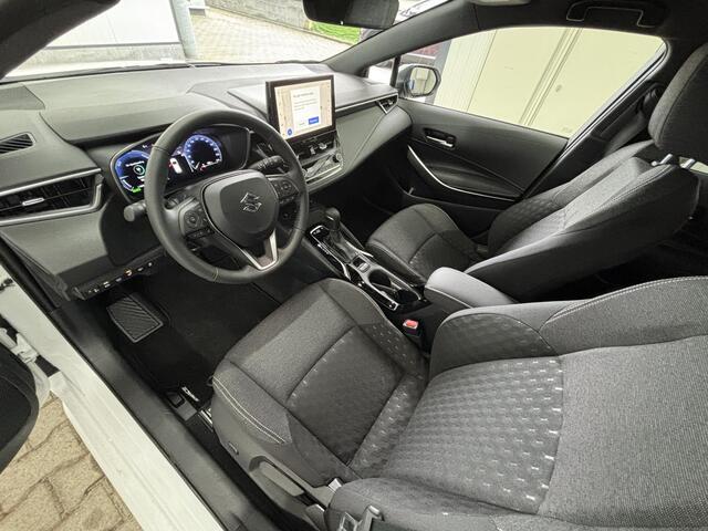 Suzuki Swace 1.8 Hybrid Style