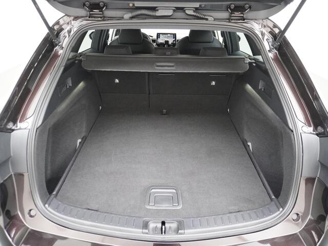 Suzuki Swace 1.8 Hybrid Style Trekhaak/AdaptiveCruise/Camera etc.