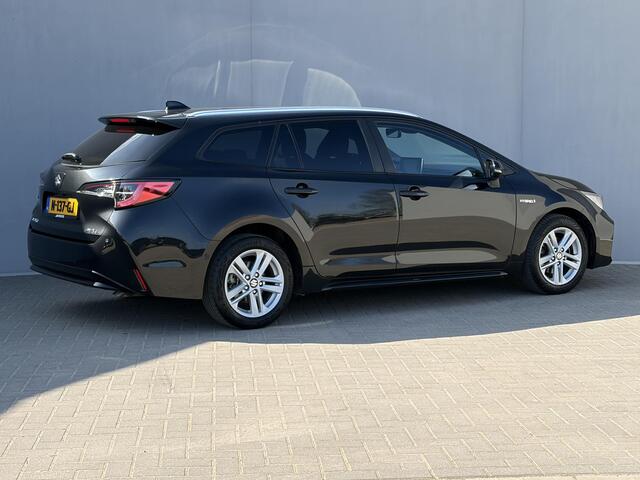 Suzuki Swace 1.8 Hybrid Style / Stoel en stuur verwarming / Navigatie middels Apple Carplay/Androdi Auto / Achteruitrijcamera / Adaptieve cruise control