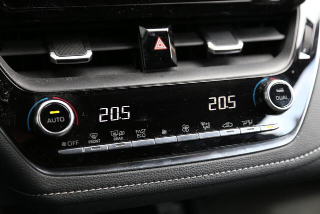 Suzuki Swace 1.8 Hybrid Style Camera ACC Stoelverwarming