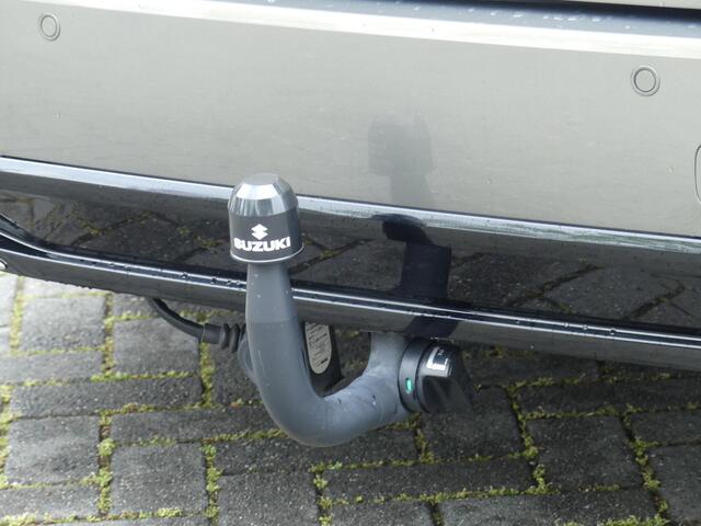 Suzuki Swace 1.8 Hybrid Style TREKHAAK, Dealer o.h. Stuurverwarming, Voorruitverwarming, Apple Carpl/Andr Auto, Draadloze tel. lader