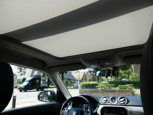 Suzuki VITARA 1.6 EXPERIENCE Camera/Adapt.cruise//Afn.Trekh/Met.lak/ NLauto