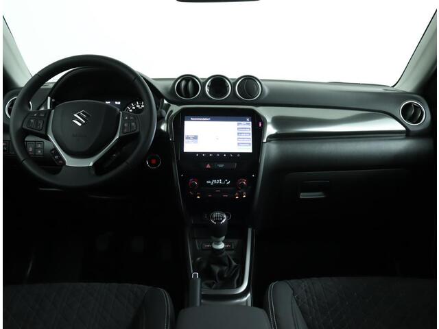 Suzuki VITARA 1.4 Boosterjet Style Smart Hybrid | DE NIEUWE VITARA | Groot scherm Navigatie |dode hoek detectie | Adaptive cruise control | Climate control | Panorama dak | Stoelverwarming |