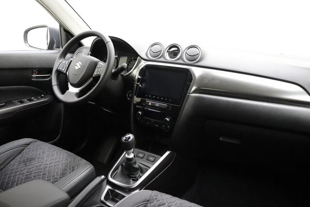 Suzuki VITARA 1.4 Boosterjet Style Smart Hybrid | Nieuw 2024 | Achteruitrijcamera | Cruise control | Navigatie |