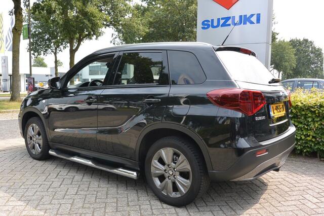Suzuki VITARA 1.4 AUTOMAAT Smart Hybrid Leder-Trekkracht geremd 1500 kg