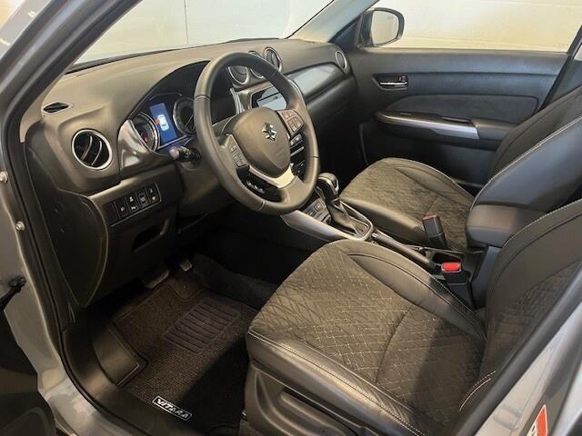 Suzuki VITARA 1.5 Hybrid Style Automaat ( Panorama roof )