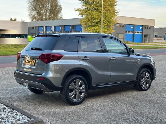 Suzuki VITARA 1.0 Boosterjet Select Camera/Clima/Navi