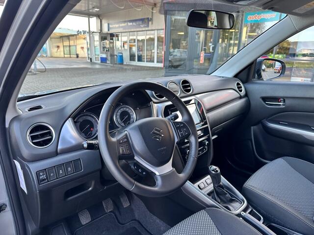 Suzuki VITARA 1.0 Boosterjet Select Camera/Clima/Navi
