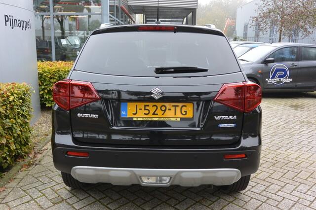 Suzuki VITARA 1.4 Turbo Boosterjet Style met stootlijstset/mask/navigatie
