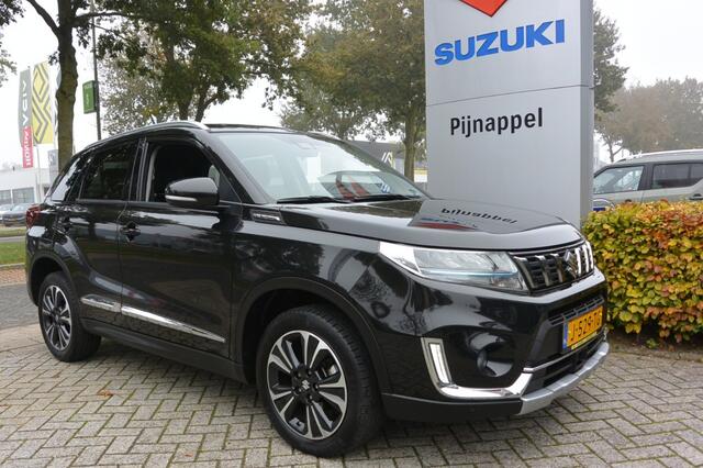 Suzuki VITARA 1.4 Turbo Boosterjet Style met stootlijstset/mask/navigatie
