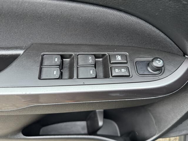 Suzuki VITARA 1.0 Boosterjet Select Dealer onderhouden Navigatie Cruise control Camera Info: M. Safari 0492588976
