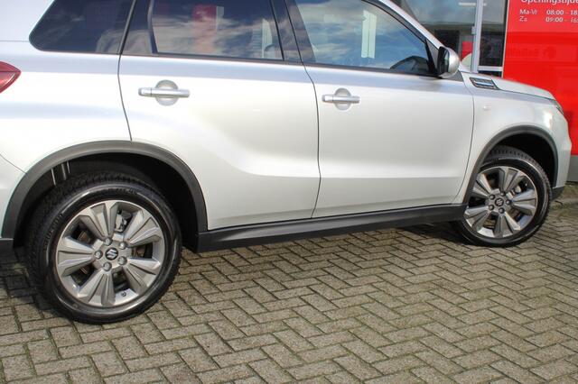 Suzuki VITARA 1.4 Boosterjet Select Smart Hybrid | 1500kg Trekgew. | Stuurverw