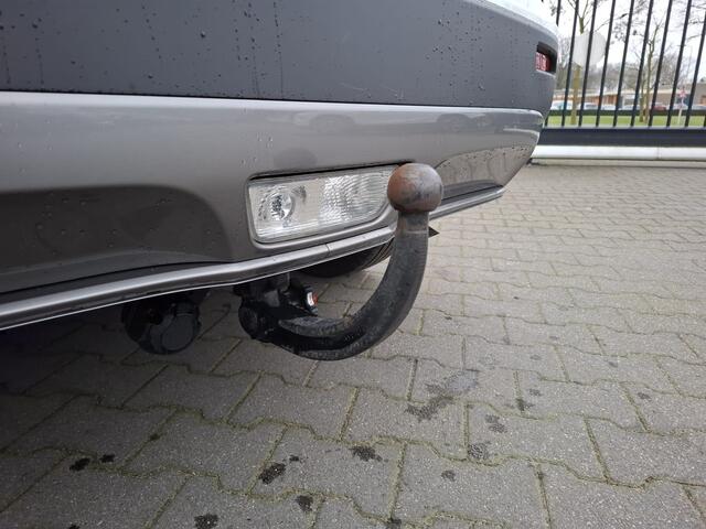 Suzuki VITARA 1.4 Boosterjet Select Smart Hybrid Automaat Dealer O.H. | Trekhaak Afneembaar | Adaptive Cruise | Apple Carplay | Navigatie | Camera | Stoelverwarming | DAB |