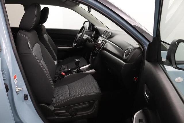 Suzuki VITARA 1.5 Hybrid Select | Automaat | Achteruitrijcamera | Led Verlichting | Bi Tone | Keyless Entry |