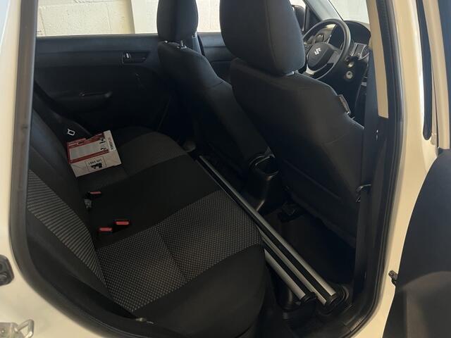 Suzuki VITARA 1.0 Boosterjet Comfort ( Trekhaak / Apple Carplay / Android auto