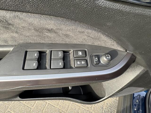 Suzuki VITARA 1.4 Boosterjet Style Smart Hybrid Direct uit voorraad leverbaar! info:M.Safari 0492588976