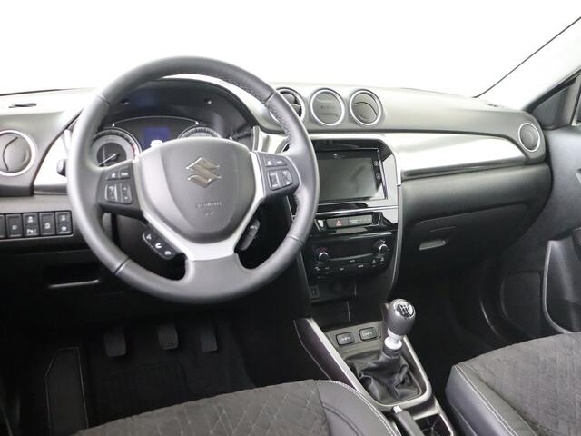 Suzuki VITARA 1.4 Boosterjet Style Smart Hybrid I Navigatie I Climate Control I Cruise Control I Camera I LM Velgen I Stoelverwarming Voor I Keyless Entry/Start I